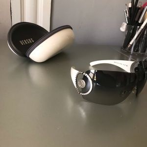 Versace 4116B Shiny white Sunglasses